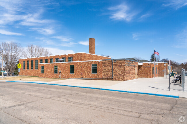 Northridge Elementary School is a highly rated public school in Burleigh County.