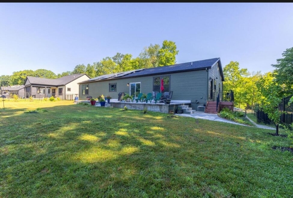 497 W Center St, Douglas, MI 49406 - photo 1