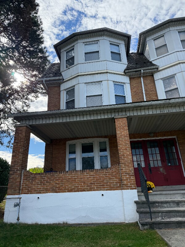 1629 W Broad St Unit 2nd flr, Bethlehem, PA 18018