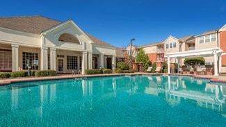 608 Mccullough Dr, Charlotte, NC 28262