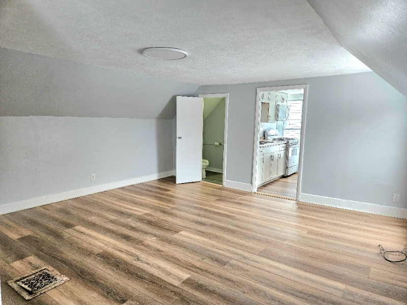 25 Saltonstall St unit Upstairs, Canandaigua, NY 14424 - photo 1