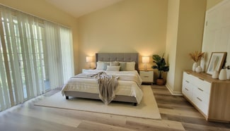 4493 NW 49th St, Gainesville, FL 32606