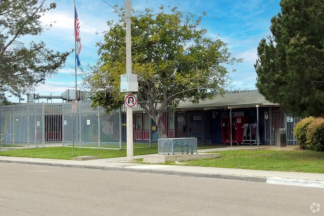 The main entrance for students to enter at Torrey Pines Elementary School.