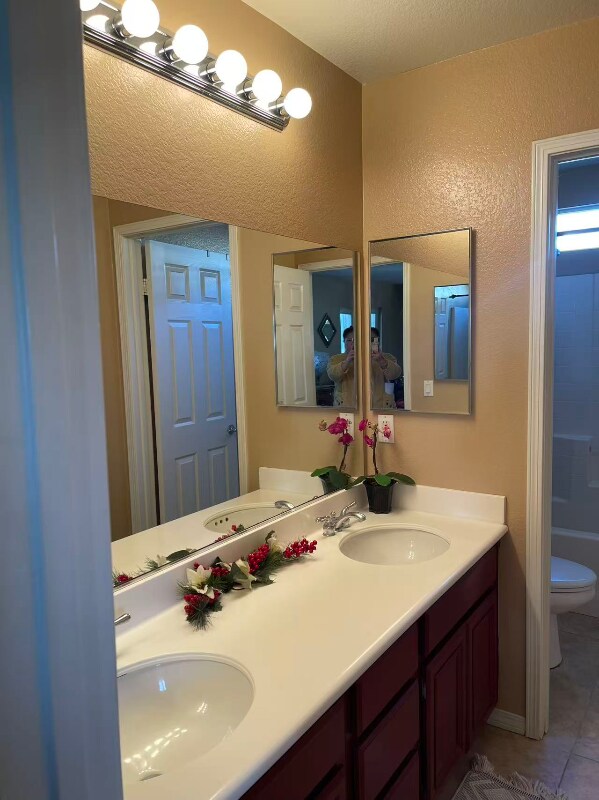 26256 Palm Tree Ln, Murrieta, CA 92563 - photo 1