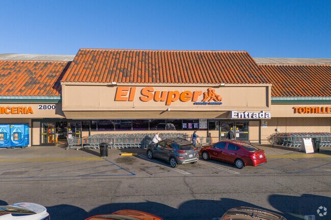 El Super, in Cypress Gardens, is a food market located in Island Plaza.