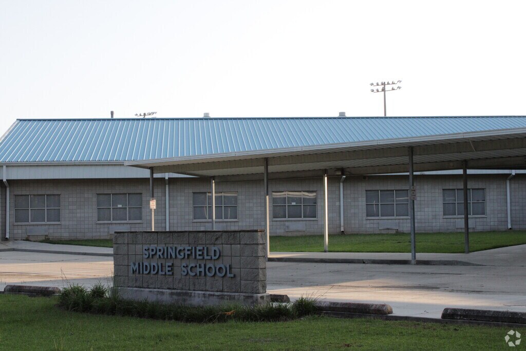 Main entrance to Springfield Middle School in Livingston Parish, Springfield LA
