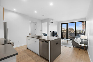 311 Pine St, Jersey City, NJ 07304