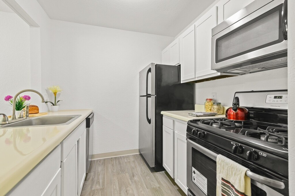 Northview Harbor Grand Rapids, MI 2625 Northvale Dr NE, Grand
