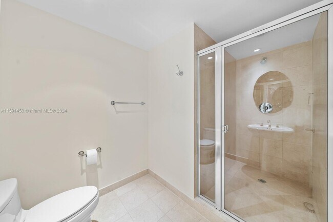 The Beach Club unit 1606, Hallandale Beach, FL 33009 - photo 6