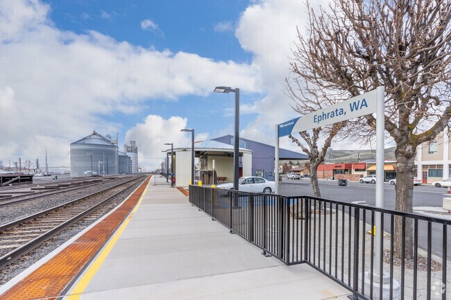 Ephrata has an Amtrak station that runs a few times each day.