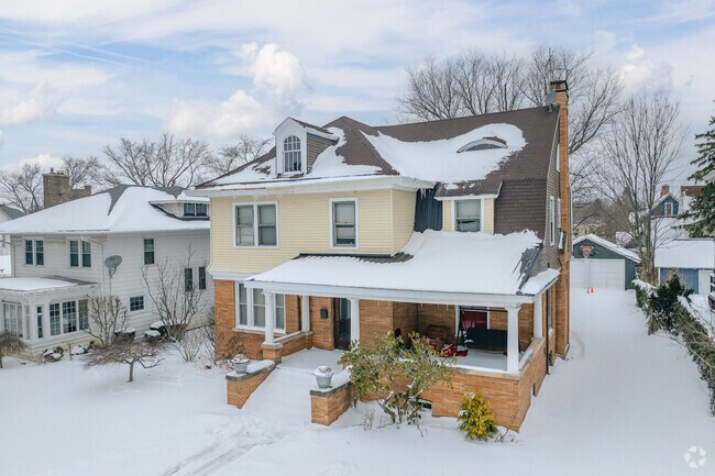 Many homes found in Hanover's residential areas are designed with ranch style balusters to create a covered front porch protecting the entrance from the elements year-round.