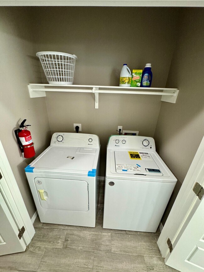 802 E Starr St unit D, Mercedes, TX 78570 - photo 5