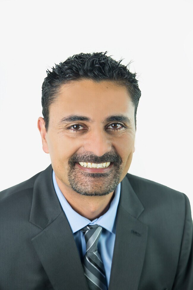 Agent Photo