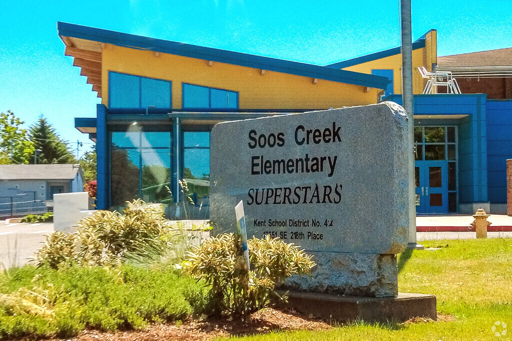 The main entrance sign for Soos Creek Elementary School.
