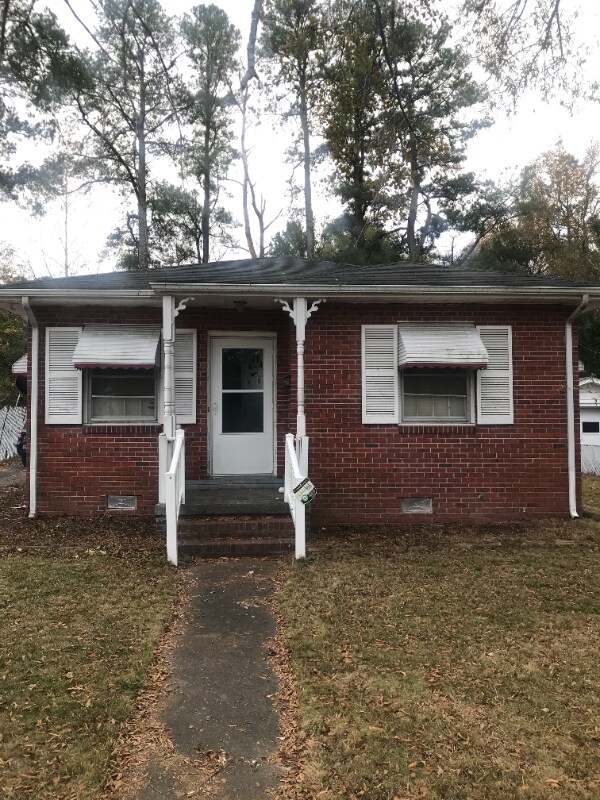 1010 W Washington Ave, Kinston, NC 28501