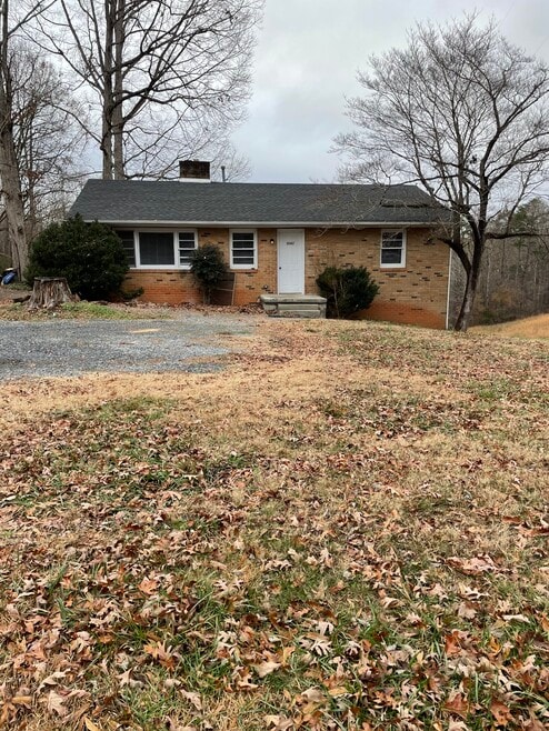 5042 Crawford Rd, Gastonia, NC 28052 - photo 1