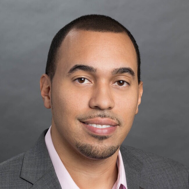 Luis Muniz, Jr
