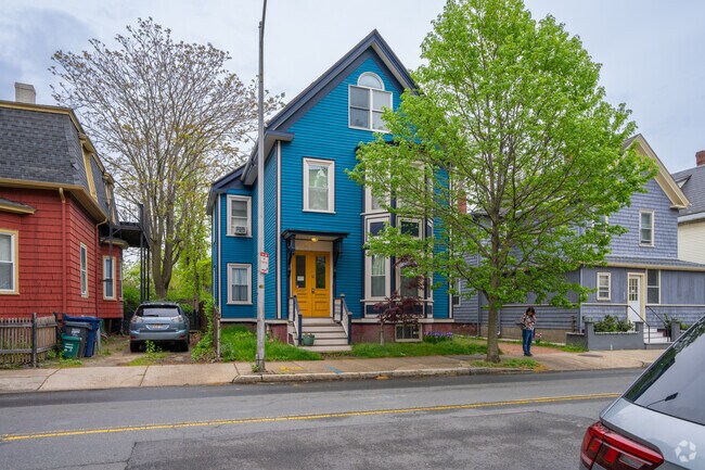 There are many uniquely colored homes in Riverside.