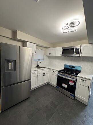 1647 S Central Park Ave Unit Garden unit, Chicago, IL 60623