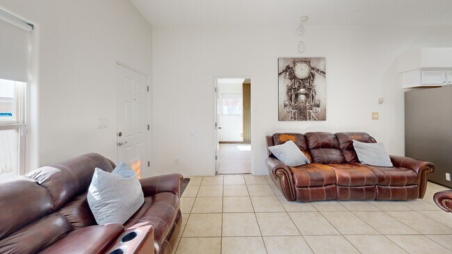 4244 Vuelta Colorada, Santa Fe, NM 87507 - photo 2