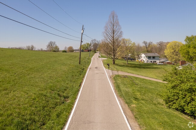 Outer Kenton is a quiet neighborhood in southern Kenton County.