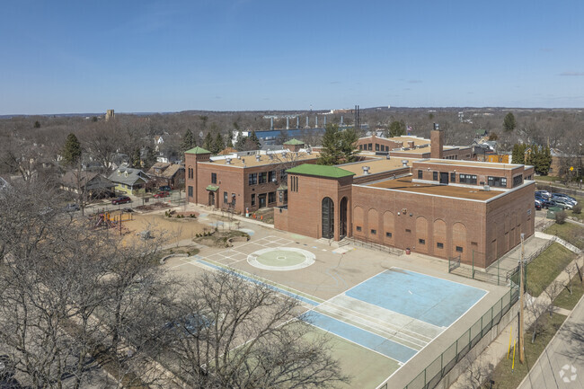 Lowell Elementary School in Madison is located at 401 Maple Avenue.