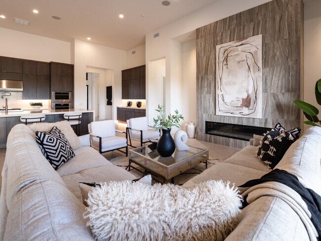 8366 E Old Paint Trail unit 36755841, Scottsdale, AZ 85266 - photo 5