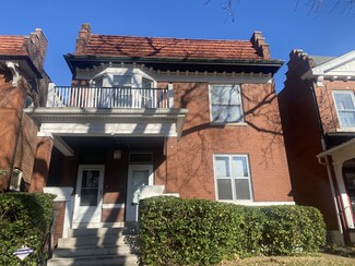 6029 Mcpherson Ave Unit 2nd Floor, Saint Louis, MO 63112