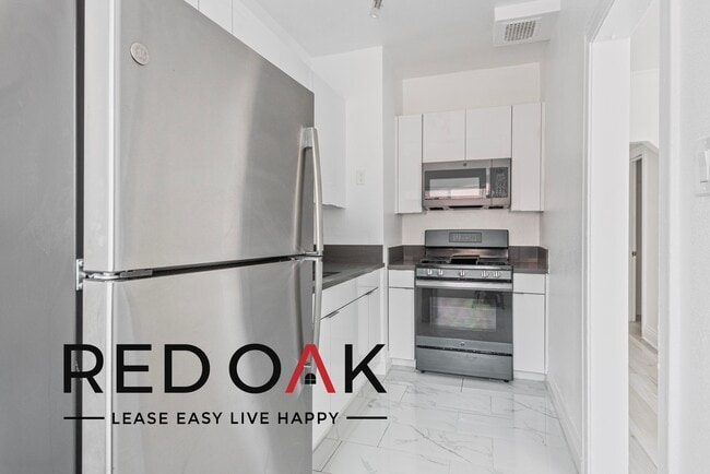 687 Shatto Place unit 404, Los Angeles, CA 90005 - photo 2