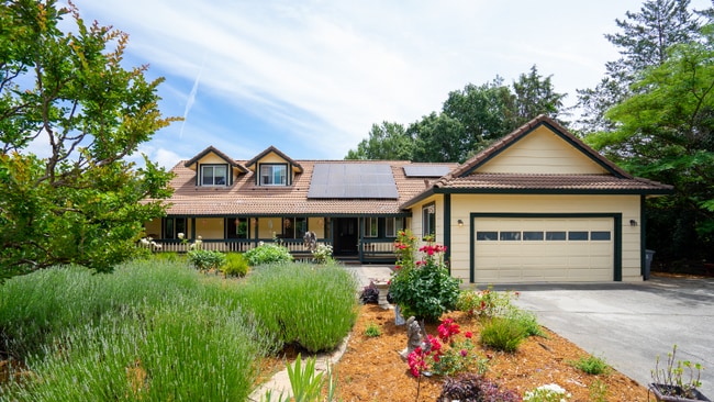 111 Kerry Ln, Cloverdale, CA 95425 - photo 2