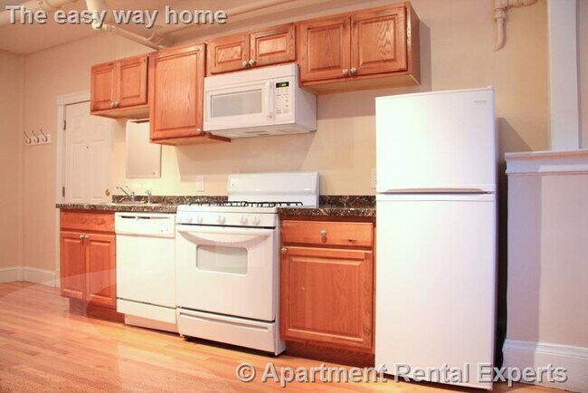 888 Massachusetts Ave unit 11, Cambridge, MA 02139 - photo 4