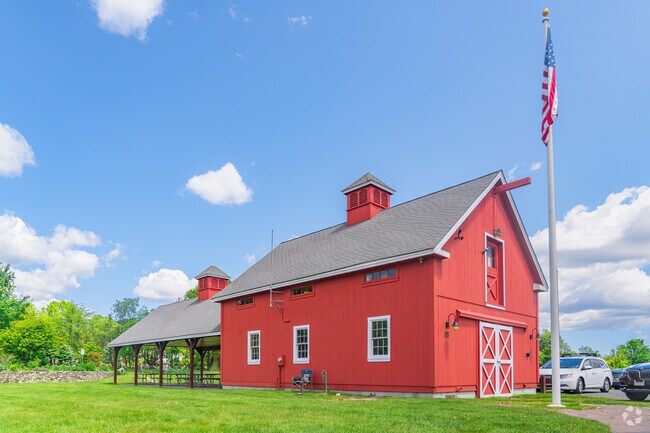 With over 700 acres of land, Adam's Farm is maintained by the community of Walpole and provides the town with various outdoor amenities.