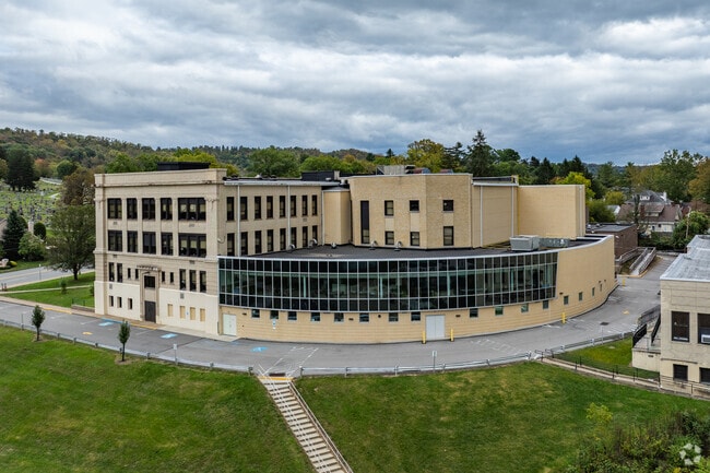 According to test scores 33% of Triadelphia Middle School students are at least proficient in math.