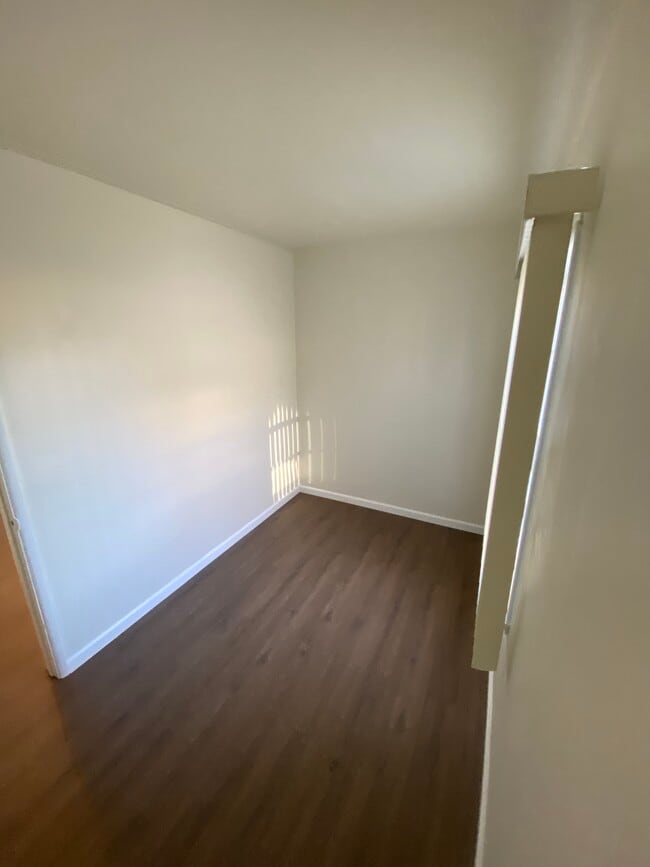 1924 E Poinsettia St unit 1, Long Beach, CA 90805 - photo 7