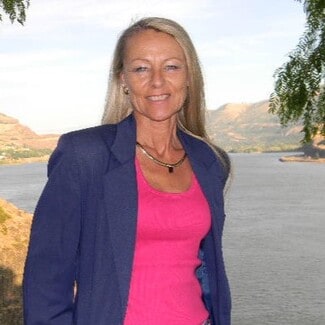 Shirley Cox