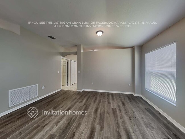 5316 Braddock Dr, Zephyrhills, FL 33541 - photo 3