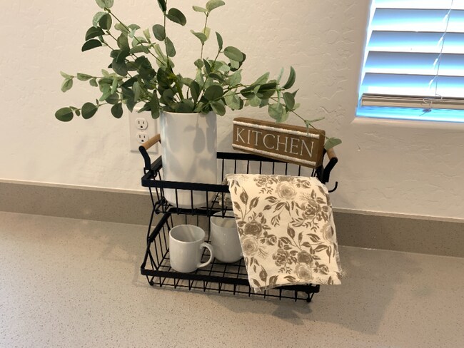 15857 W Kendall St unit 2, Goodyear, AZ 85338 - photo 5