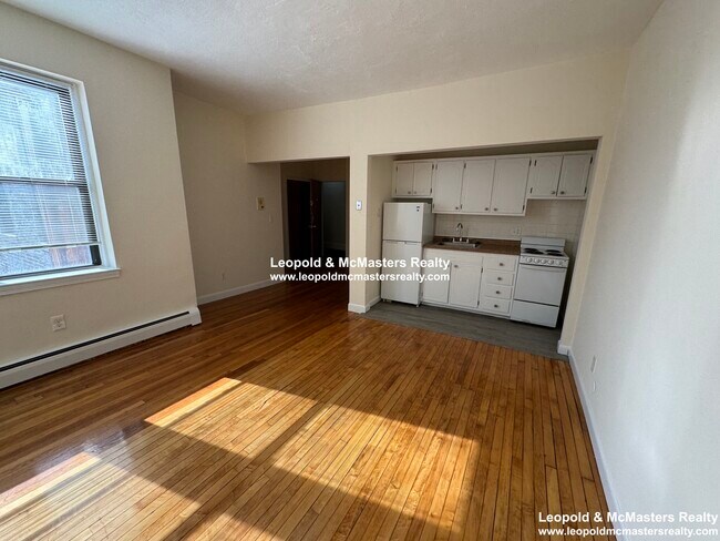 64 Brighton Ave unit 207, Allston, MA 02134 - photo 4