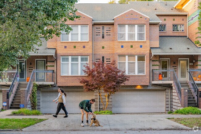 Hingetown's quiet streets are ideal for evening walks around the neighborhood.