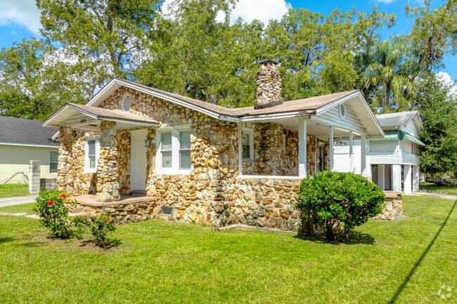 Homes in Webster Park date back as early as the 1920s