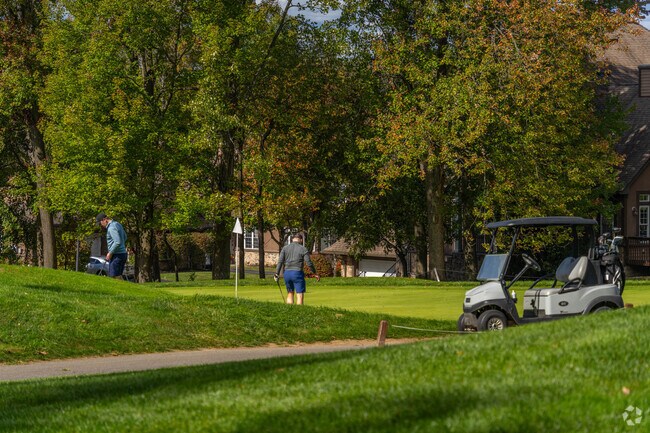 Residents can enjoy the various golf courses around Hardyston.