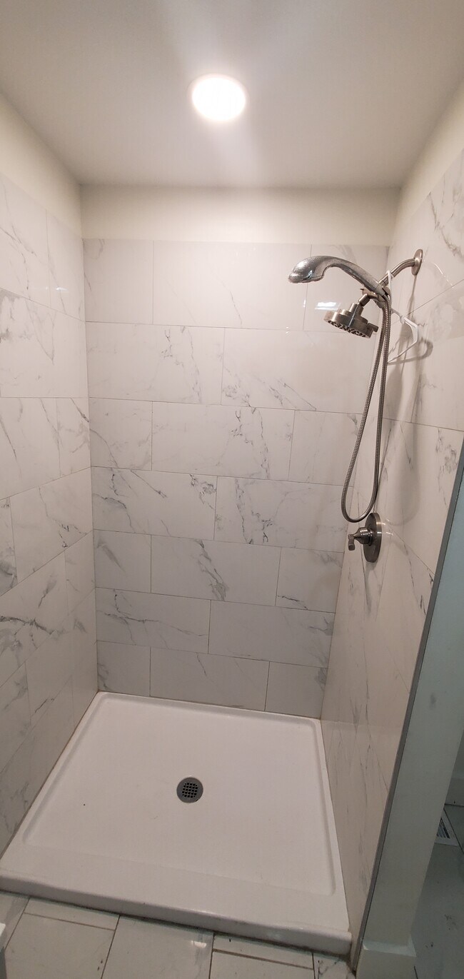 51 Bowling Ln unit 51 bowling lane, Westerly, RI 02808 - photo 3