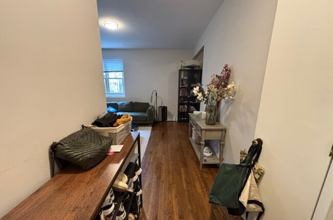 17 Stearns Rd unit 4, Brookline, MA 02446 - photo 3