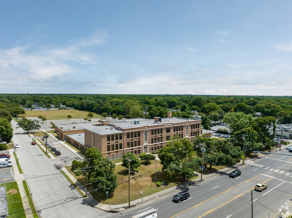 Medford Elementary School is located off of Medford Ave.
