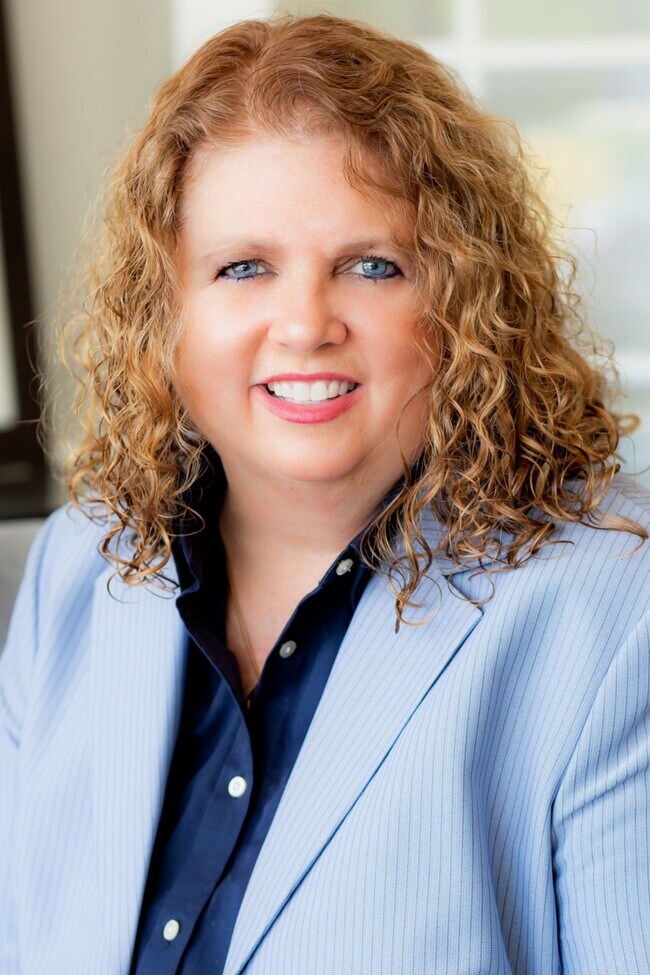 Nancy Hulsman