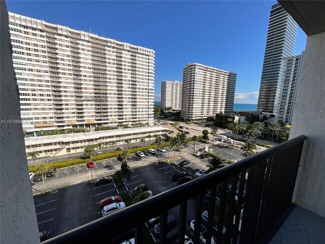 Avant Garde Condominiums unit 1108, Hallandale Beach, FL 33009 - photo 5