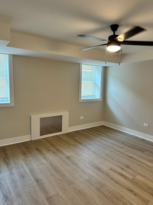 330 Barton Ave unit G, Evanston, IL 60202 - photo 6