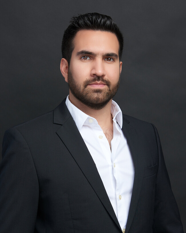 Agent Photo