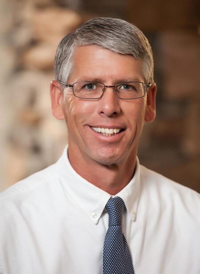 Dan Steinhour