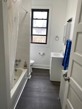 753 S Millvale Ave Unit 2, Pittsburgh, PA 15213